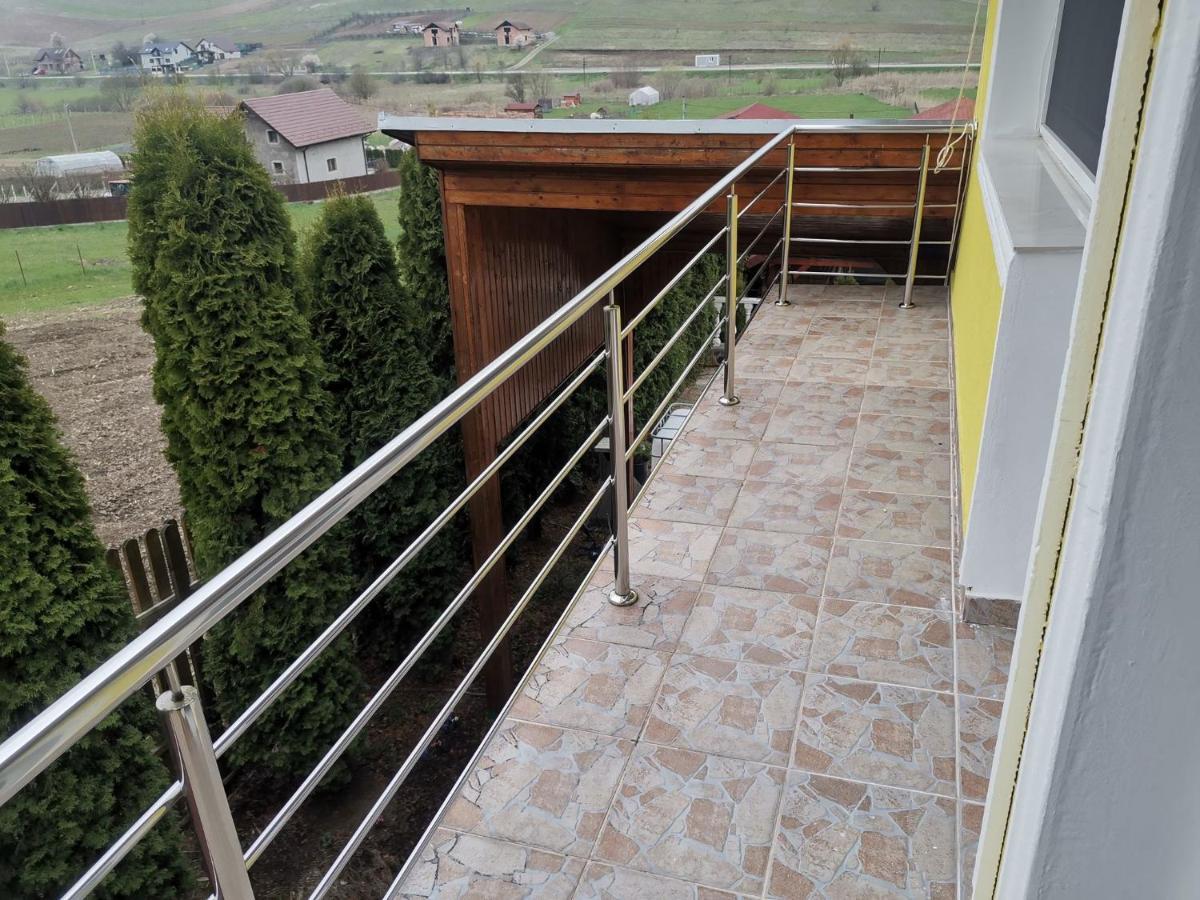 Hotel Stars Livezeni Ivanesti Esterno foto